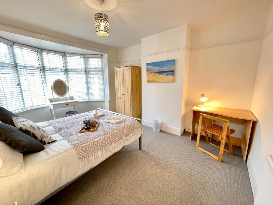 Portsmouth 3 Bedroom Getaway, Sleeps 6 Exterior foto